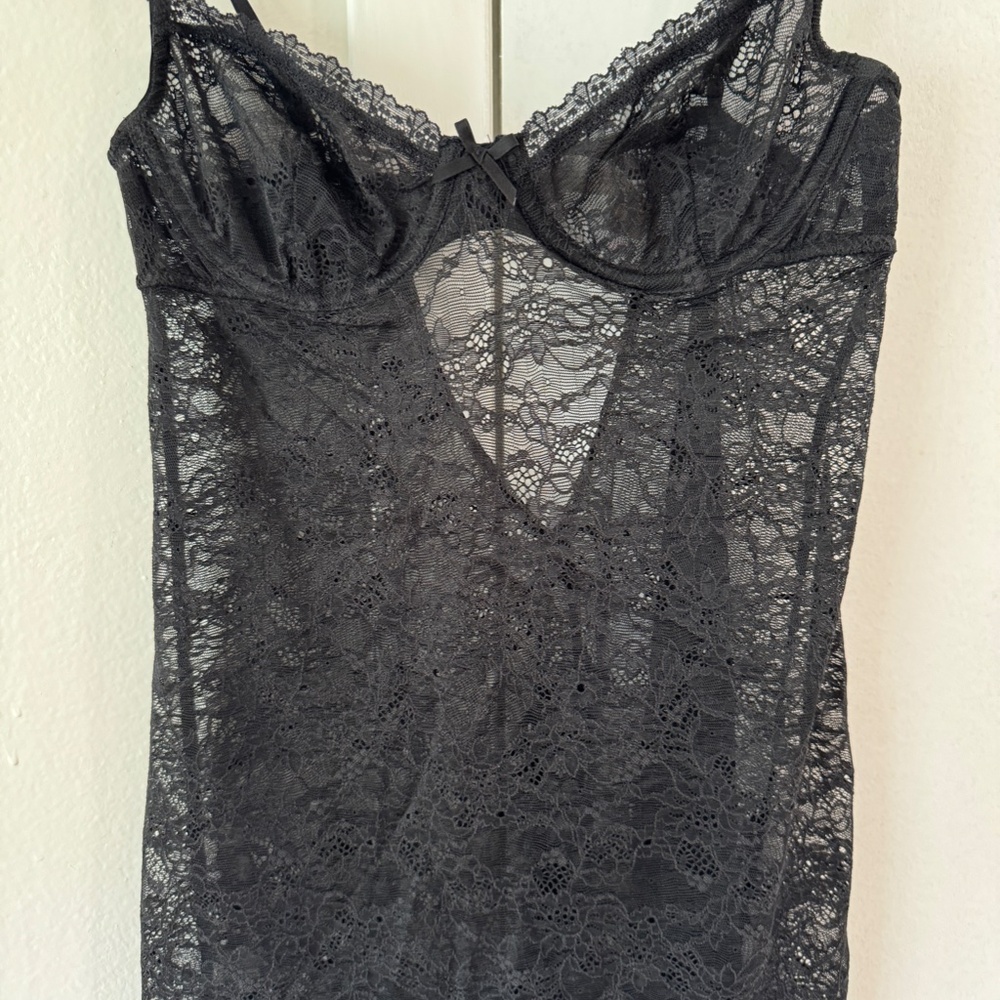 Victoria's Secret Underwire Lace Sheer Chemise Negligee Sleepwear